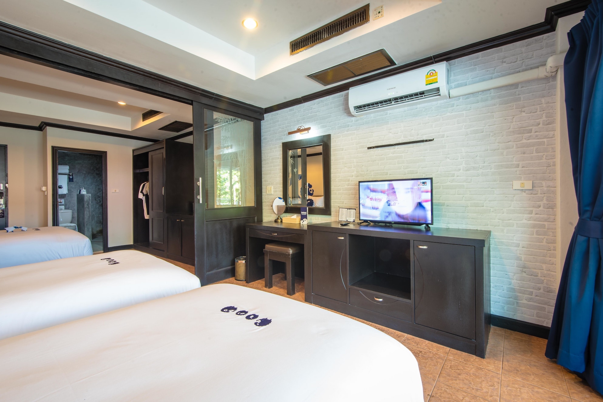 Kokotel phuket nai yang. Mirage Patong 3*. Пхукет Патонг отель Бейджинг.